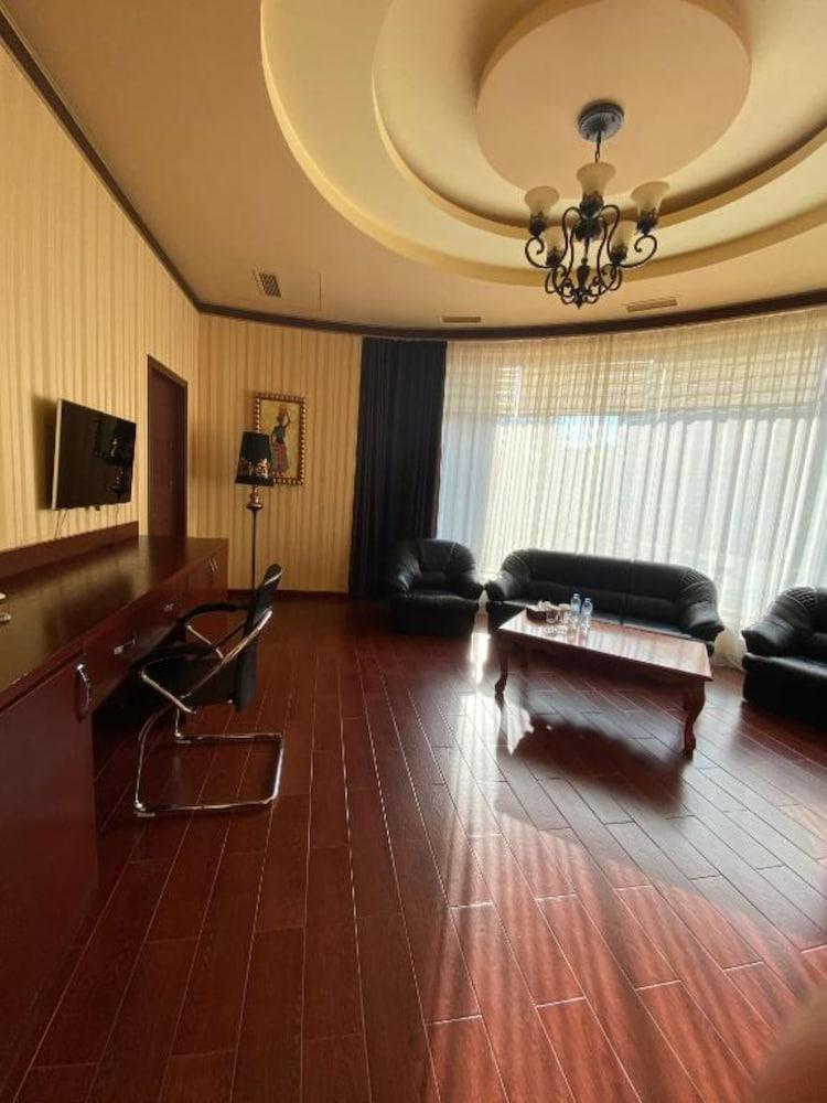 Diamond Hotel Yerevan Luaran gambar